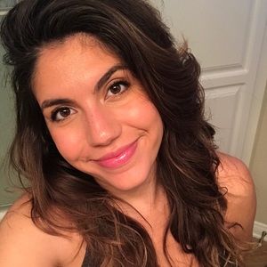 Meet your Posher, Ami